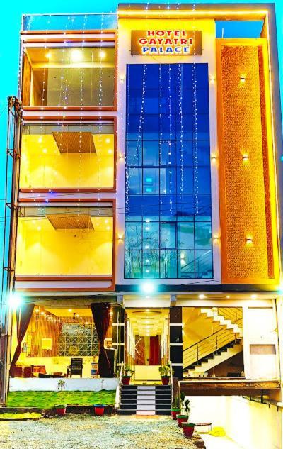 Hotel Gayatri Palace Godarpura Kültér fotó